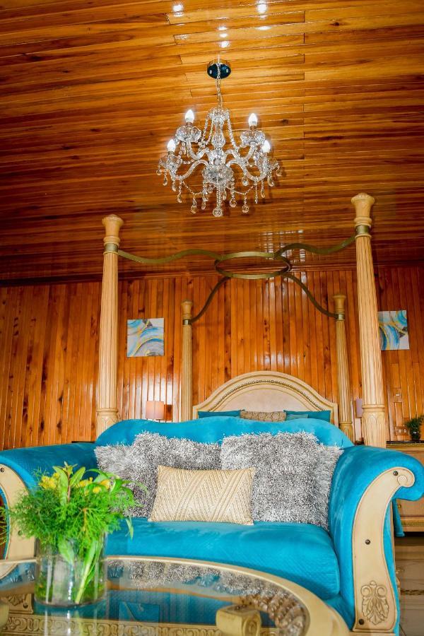 Poas Paradise Bed & Breakfast Poasito Екстериор снимка