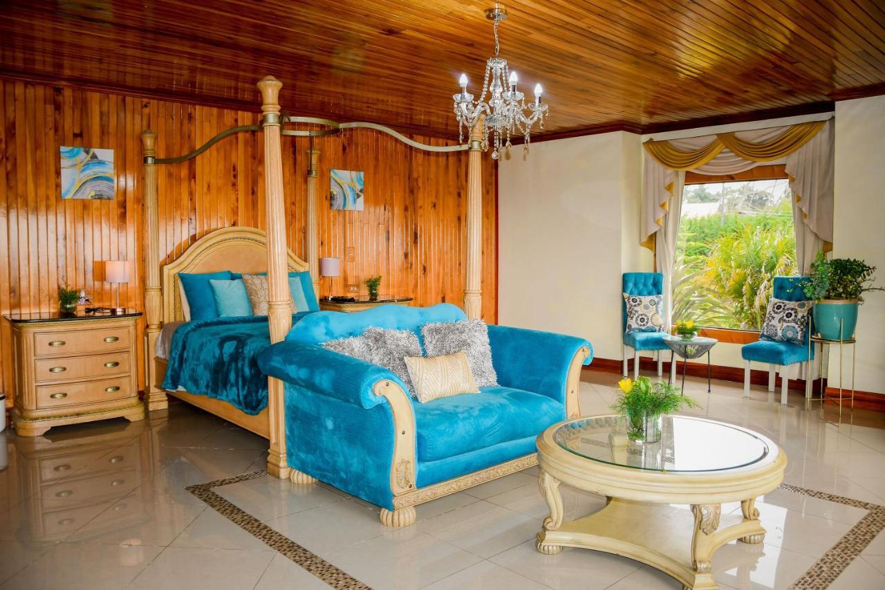 Poas Paradise Bed & Breakfast Poasito Екстериор снимка