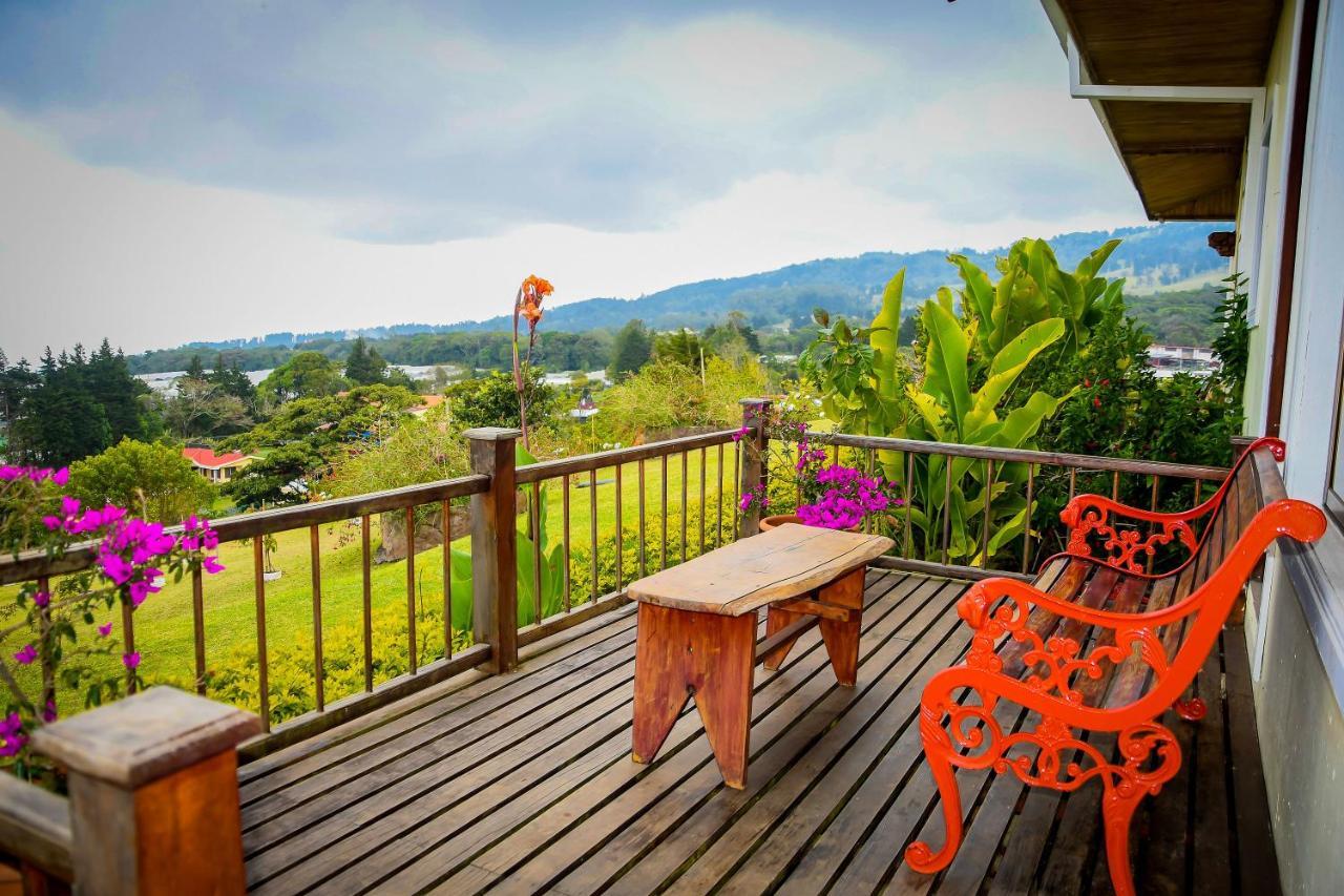 Poas Paradise Bed & Breakfast Poasito Екстериор снимка
