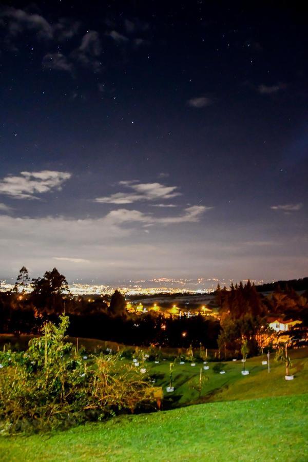 Poas Paradise Bed & Breakfast Poasito Екстериор снимка
