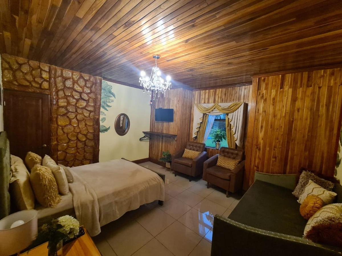 Poas Paradise Bed & Breakfast Poasito Екстериор снимка