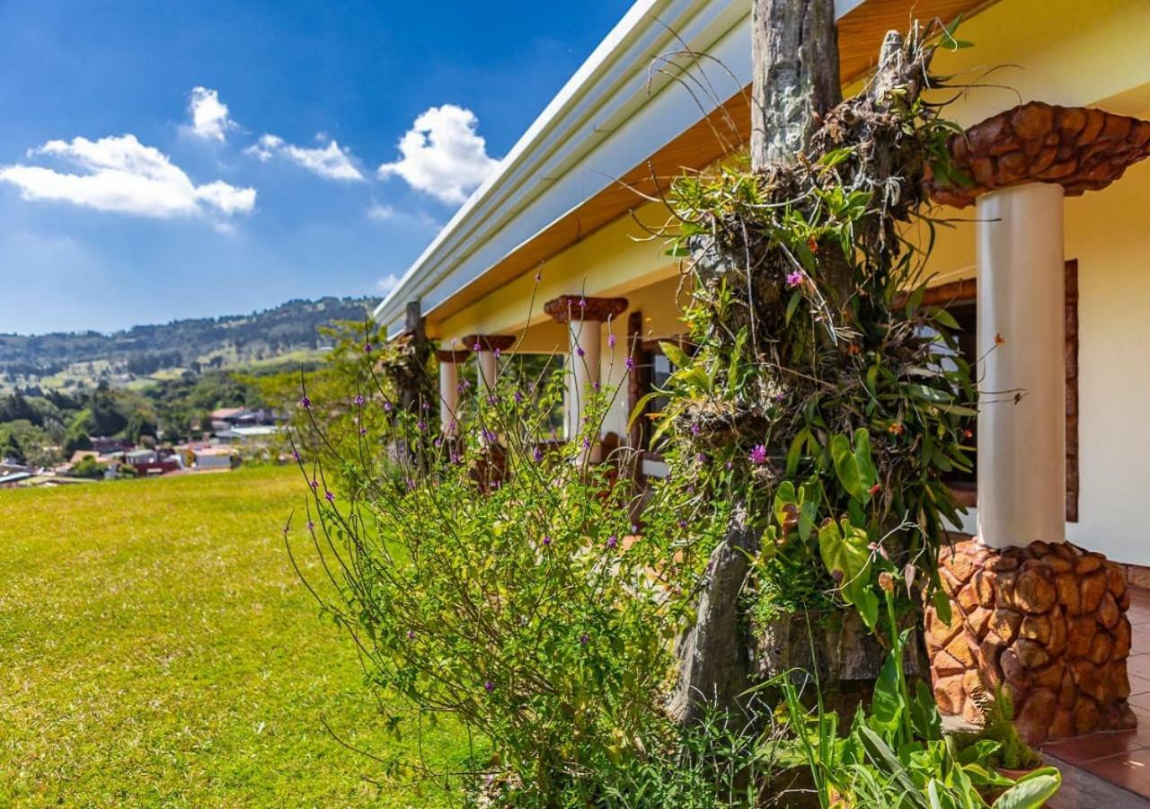 Poas Paradise Bed & Breakfast Poasito Екстериор снимка